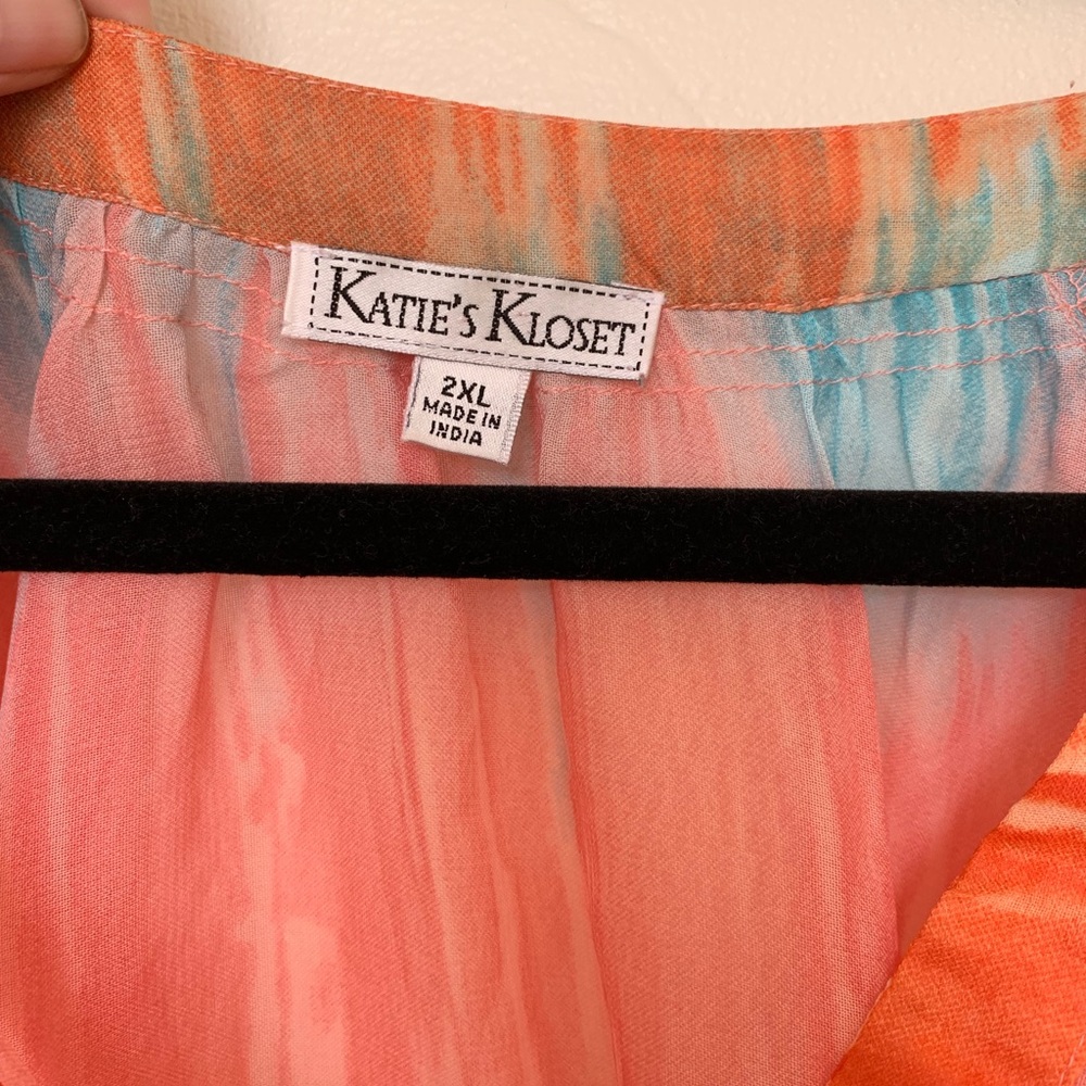 Pretty Flowy Blouse - image 5